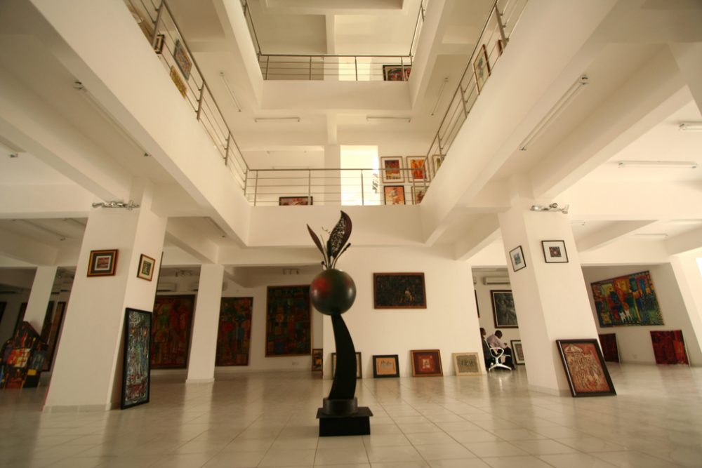 Couple exhib in Abuja